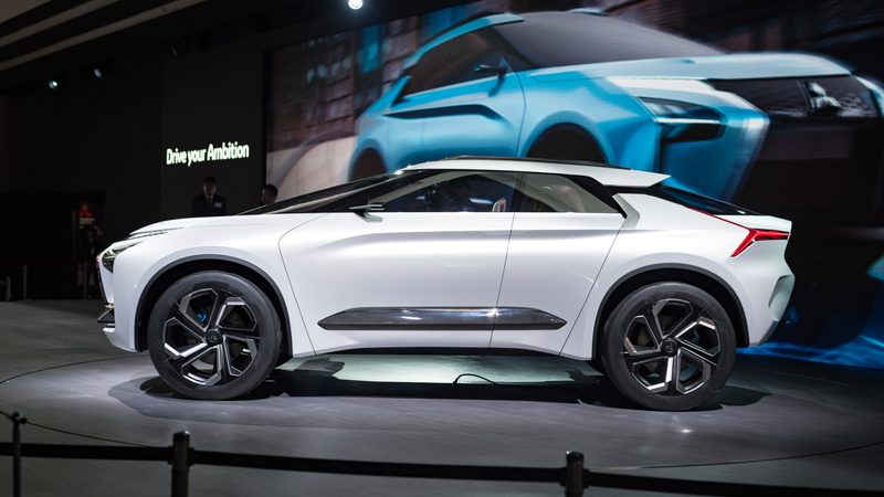 Illustration for article titled Mitsubishi's Electric SUV Concept Isn't A Lancer Evo But It's A Chance To Be Relevant Again